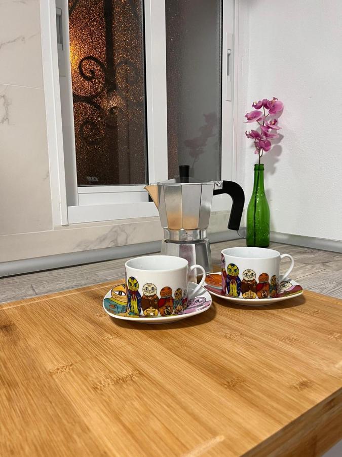 Acogedor Apartamento Cerca De La Playa Marbella Kültér fotó
